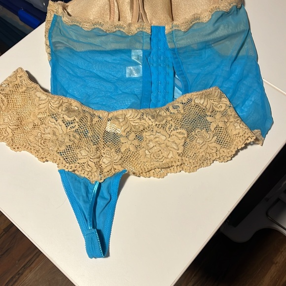 Lingerie set - Picture 4 of 5